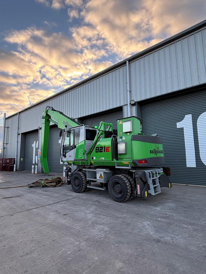 Sennebogen 821 Electric - Překládkové rýpadlo: obrázok 3 Sennebogen 821 Electric - Překládkové rýpadlo: obrázok 3