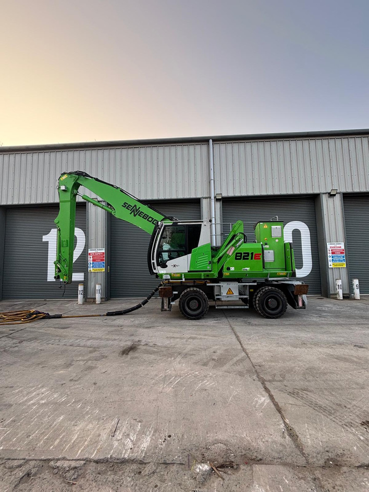 Sennebogen 821E Electric - Překládkové rýpadlo: obrázok 2 Sennebogen 821E Electric - Překládkové rýpadlo: obrázok 2