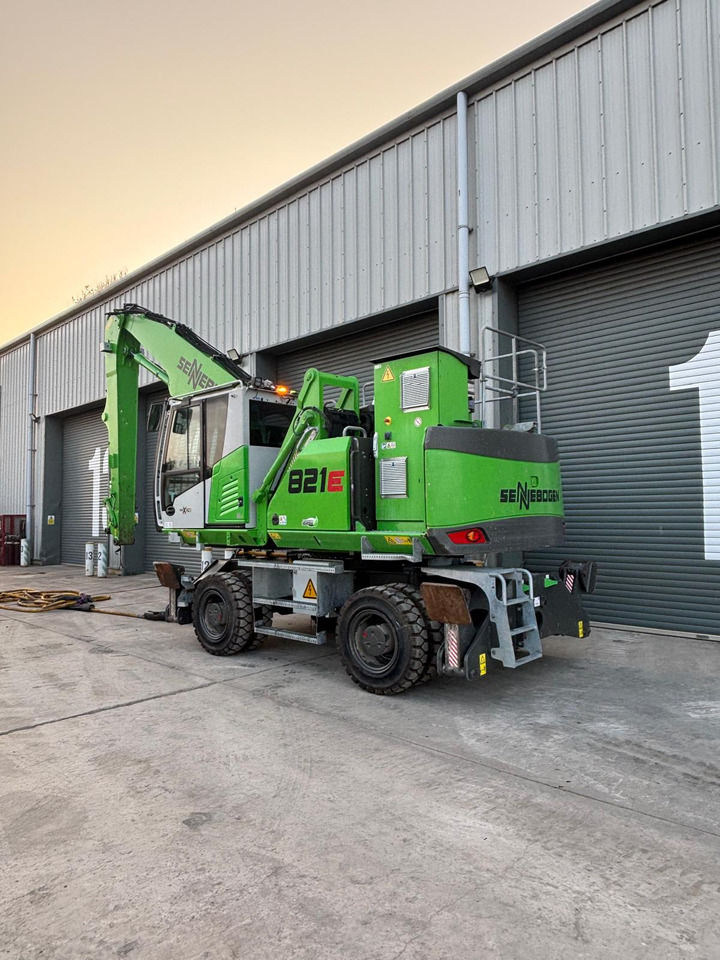 Sennebogen 821E Electric - Překládkové rýpadlo: obrázok 3 Sennebogen 821E Electric - Překládkové rýpadlo: obrázok 3