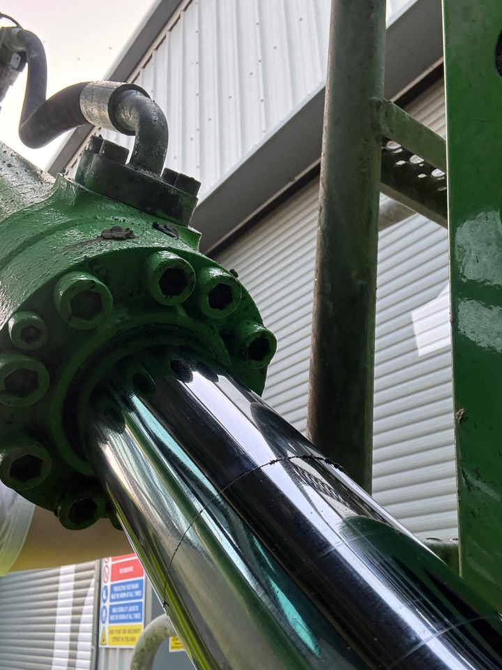 Překládkové rýpadlo Sennebogen 821E Electric: obrázok 16