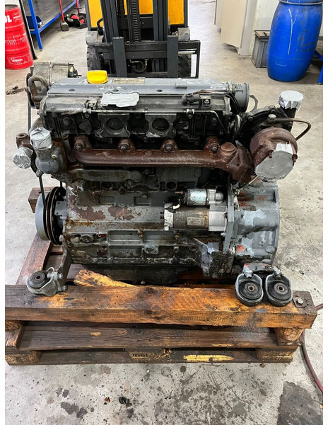 Deutz bf4m1013ec - Motor: obrázok 2 Deutz bf4m1013ec - Motor: obrázok 2