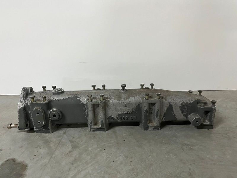 Liebherr A974 / P974 / R942 / R944 - Motor a diely: obrázok 2 Liebherr A974 / P974 / R942 / R944 - Motor a diely: obrázok 2