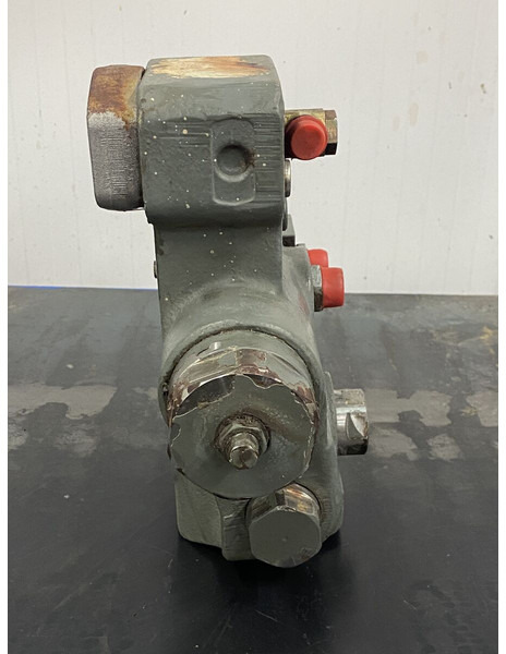 Liebherr - Hydraulika: obrázok 3 Liebherr - Hydraulika: obrázok 3