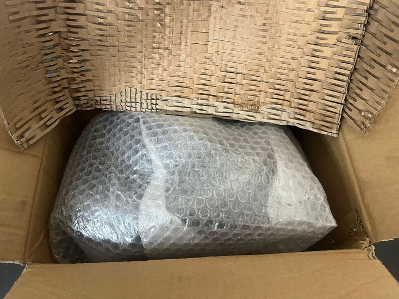 Liebherr P944 / R954 / R944 / R954 / L556-454 / L566-460 - Vodná pumpa: obrázok 3 Liebherr P944 / R954 / R944 / R954 / L556-454 / L566-460 - Vodná pumpa: obrázok 3