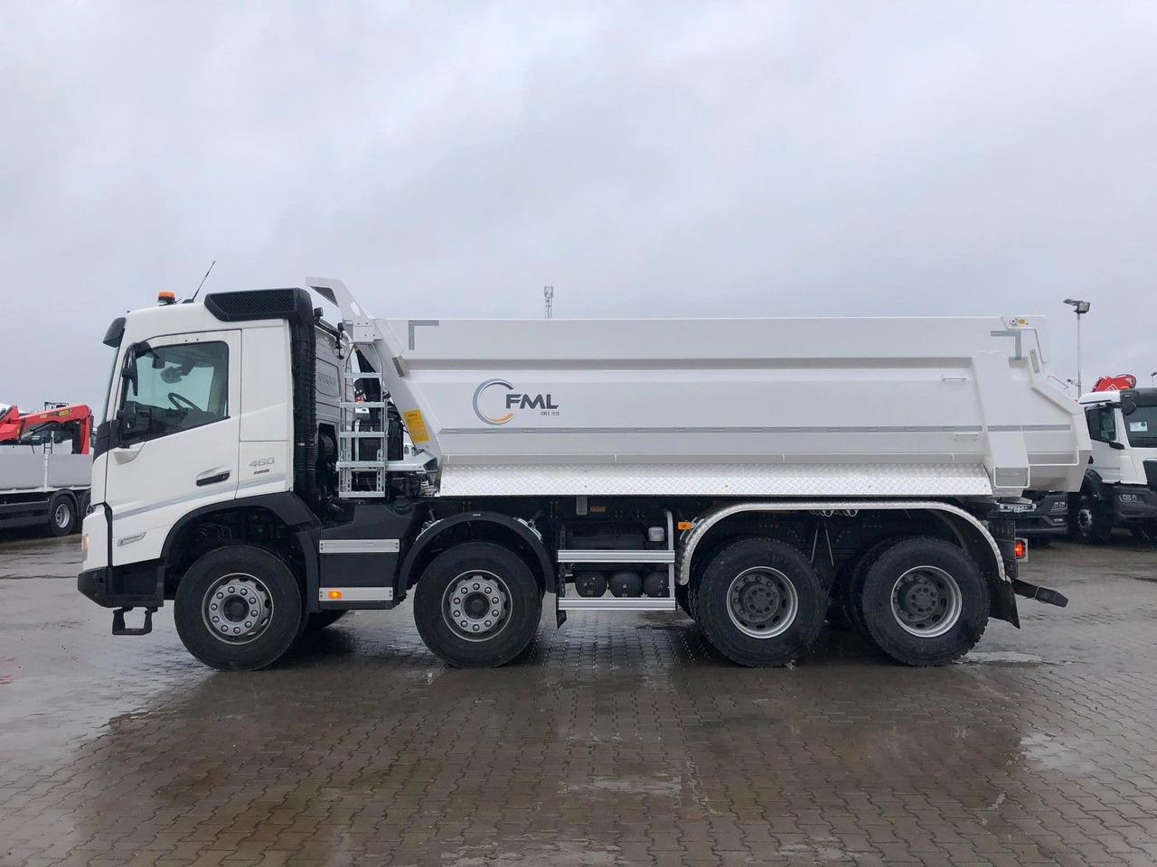 Volvo FMX 460 8x4 FML KIPPER - Sklápač: obrázok 4 Volvo FMX 460 8x4 FML KIPPER - Sklápač: obrázok 4