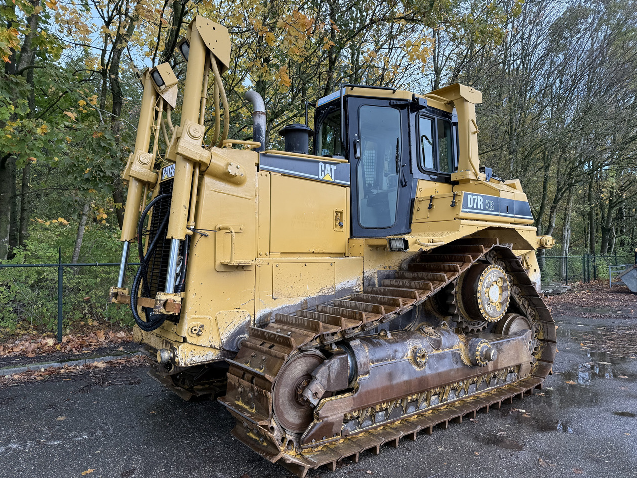 Caterpillar D7R XR CE / LOW HOURS / TOP CONDITION - Buldozér: obrázok 1 Caterpillar D7R XR CE / LOW HOURS / TOP CONDITION - Buldozér: obrázok 1