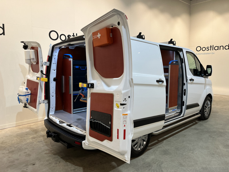 Ford Transit Custom 340 2.0 TDCI L1H1 Trend 130 PK Servicebus / Sortimo Inrichting / Euro 6 / Schuifdeur L + R / 220V. / Airco / Cruise Control / PDC / CarPlay / Trekhaak / Navigatie / - Malá dodávka: obrázok 2 Ford Transit Custom 340 2.0 TDCI L1H1 Trend 130 PK Servicebus / Sortimo Inrichting / Euro 6 / Schuifdeur L + R / 220V. / Airco / Cruise Control / PDC / CarPlay / Trekhaak / Navigatie / - Malá dodávka: obrázok 2