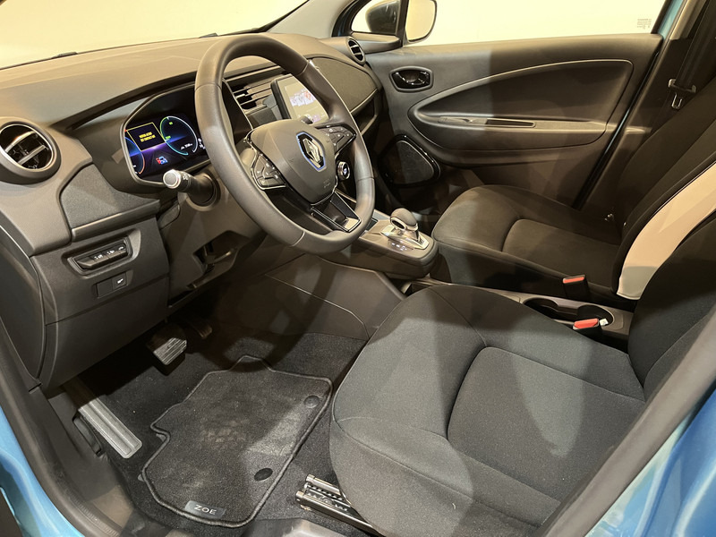 Renault ZOE R110 Life 52 kWh (Accuhuur) / Carplay / Airco / Cruise Control / 100% elektrisch / 31.200 KM !! Prijs ex BTW € 7.850,- - Hatchback: obrázok 4 Renault ZOE R110 Life 52 kWh (Accuhuur) / Carplay / Airco / Cruise Control / 100% elektrisch / 31.200 KM !! Prijs ex BTW € 7.850,- - Hatchback: obrázok 4