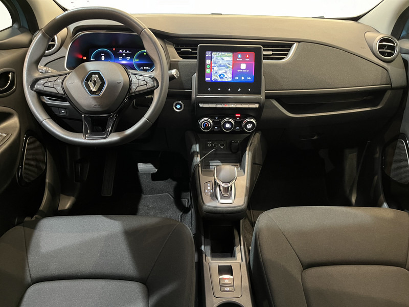Renault ZOE R110 Life 52 kWh (Accuhuur) / Carplay / Airco / Cruise Control / 100% elektrisch / 31.200 KM !! Prijs ex BTW € 7.850,- - Hatchback: obrázok 3 Renault ZOE R110 Life 52 kWh (Accuhuur) / Carplay / Airco / Cruise Control / 100% elektrisch / 31.200 KM !! Prijs ex BTW € 7.850,- - Hatchback: obrázok 3