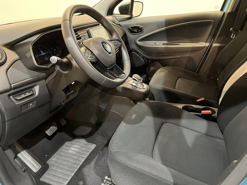 Renault ZOE R110 Life 52 kWh (Incl. Accu) / CarPlay / Airco / Cruise Control / 62.600 KM !! Prijs ex BTW € 11.500,- - Hatchback: obrázok 4 Renault ZOE R110 Life 52 kWh (Incl. Accu) / CarPlay / Airco / Cruise Control / 62.600 KM !! Prijs ex BTW € 11.500,- - Hatchback: obrázok 4