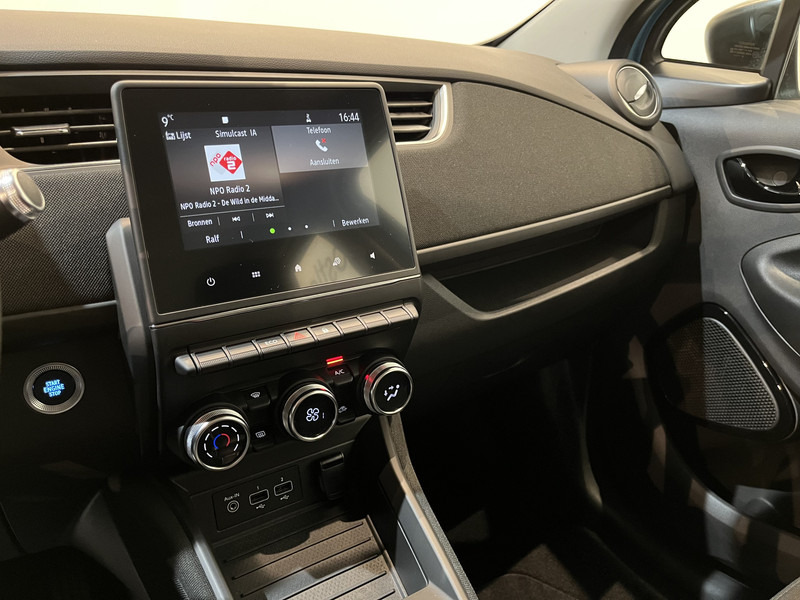 Renault ZOE R110 Life 52 kWh (Incl. Accu) / CarPlay / Airco / Cruise Control / 62.600 KM !! Prijs ex BTW € 11.500,- - Hatchback: obrázok 5 Renault ZOE R110 Life 52 kWh (Incl. Accu) / CarPlay / Airco / Cruise Control / 62.600 KM !! Prijs ex BTW € 11.500,- - Hatchback: obrázok 5