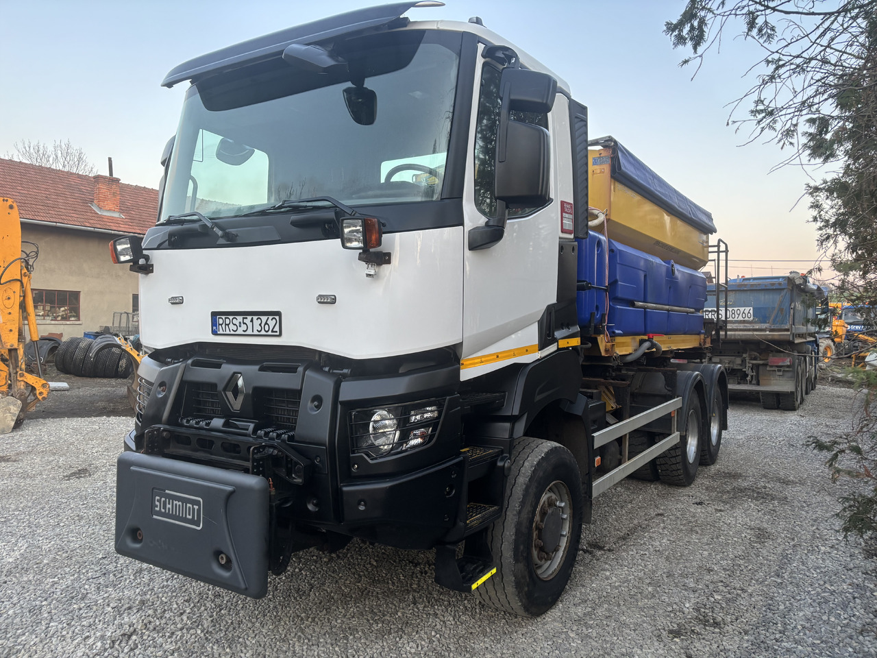 Leasing RENAULT K380 6x6 K380 6x6 SCHMIDT STRATOS III GRITTER/SPREADER PLOUGH RENAULT K380 6x6 K380 6x6 SCHMIDT STRATOS III GRITTER/SPREADER PLOUGH: obrázok 10 Leasing RENAULT K380 6x6 K380 6x6 SCHMIDT STRATOS III GRITTER/SPREADER PLOUGH RENAULT K380 6x6 K380 6x6 SCHMIDT STRATOS III GRITTER/SPREADER PLOUGH: obrázok 10