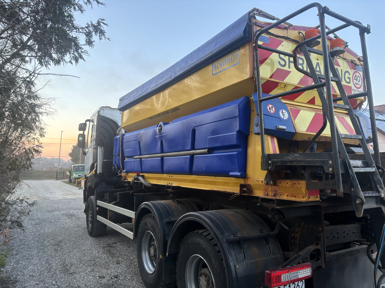 Leasing RENAULT K380 6x6 K380 6x6 SCHMIDT STRATOS III GRITTER/SPREADER PLOUGH RENAULT K380 6x6 K380 6x6 SCHMIDT STRATOS III GRITTER/SPREADER PLOUGH: obrázok 8 Leasing RENAULT K380 6x6 K380 6x6 SCHMIDT STRATOS III GRITTER/SPREADER PLOUGH RENAULT K380 6x6 K380 6x6 SCHMIDT STRATOS III GRITTER/SPREADER PLOUGH: obrázok 8