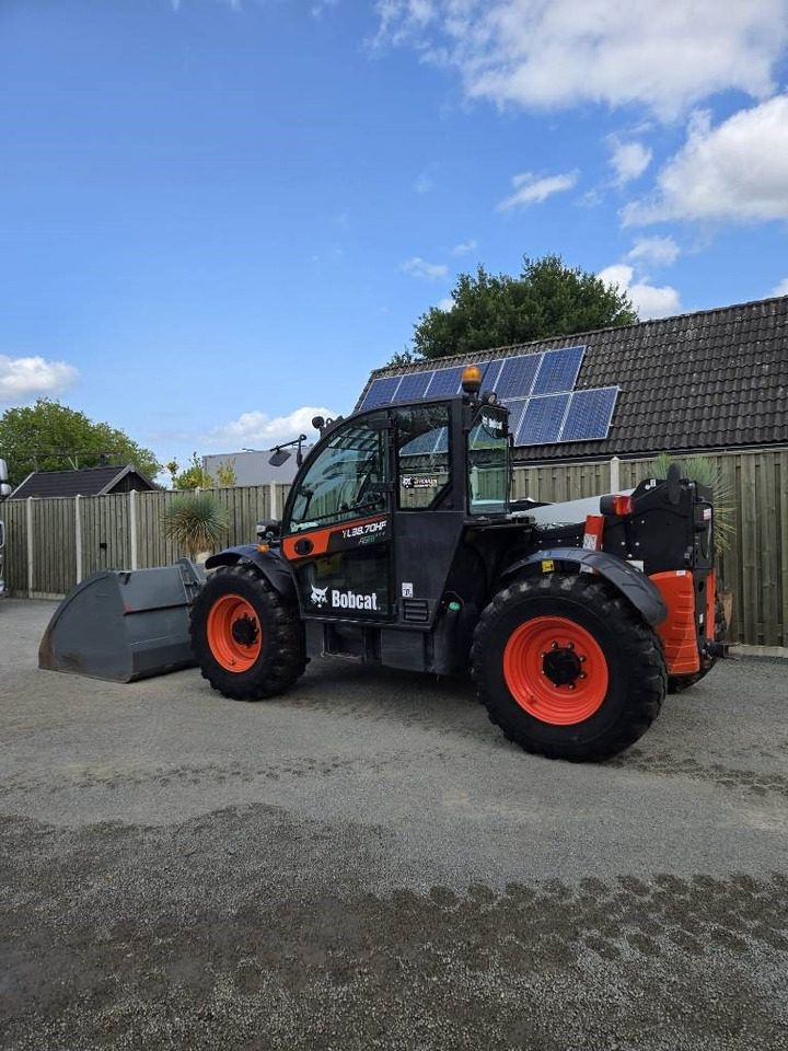 Bobcat TL 38.70 HF AGRI - Teleskopický nakladač: obrázok 2 Bobcat TL 38.70 HF AGRI - Teleskopický nakladač: obrázok 2