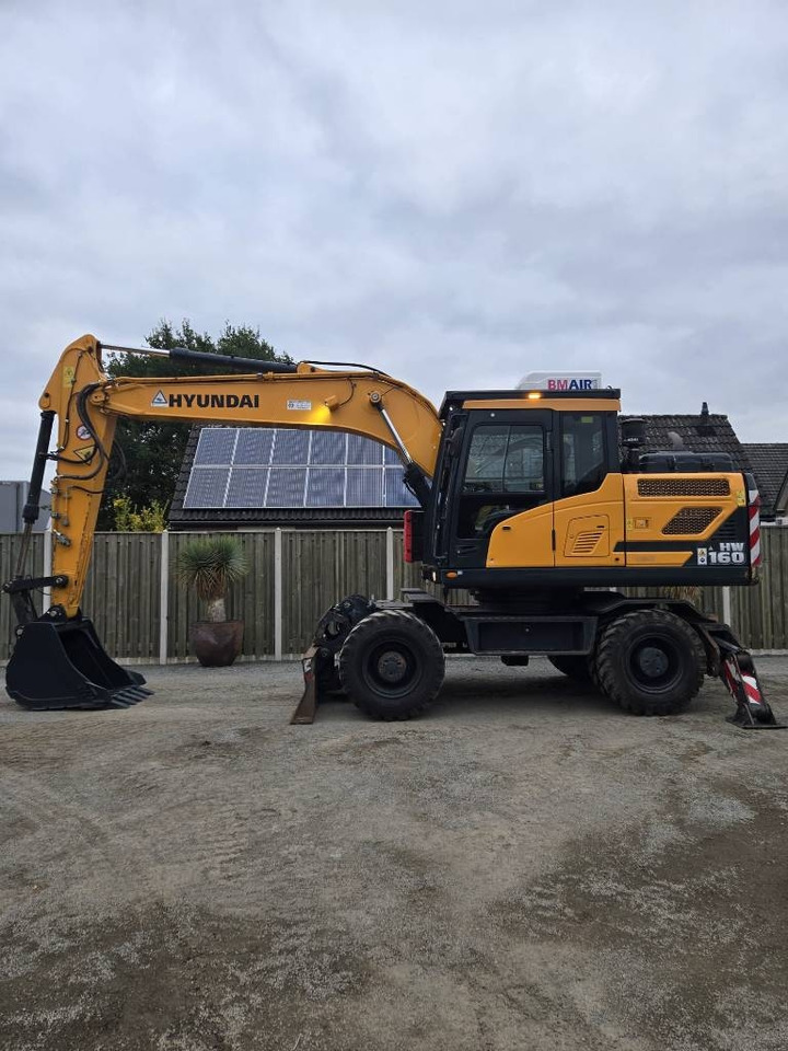 Hyundai HW 160  - Kolesové rýpadlo: obrázok 1 Hyundai HW 160  - Kolesové rýpadlo: obrázok 1