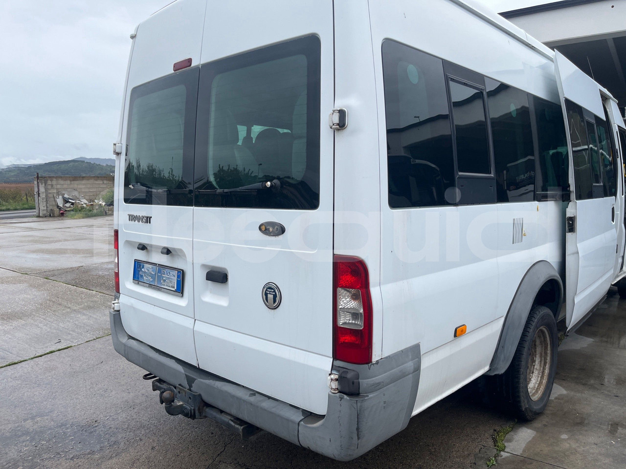 Ford Transit - Minibus, Mikrobus: obrázok 5 Ford Transit - Minibus, Mikrobus: obrázok 5