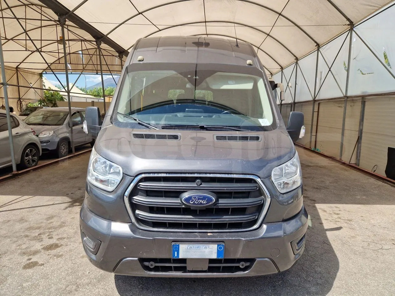Ford Transit - Prímestský autobus: obrázok 2 Ford Transit - Prímestský autobus: obrázok 2
