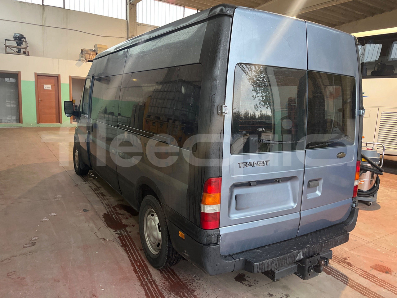 Ford Transit - Minibus, Mikrobus: obrázok 5 Ford Transit - Minibus, Mikrobus: obrázok 5