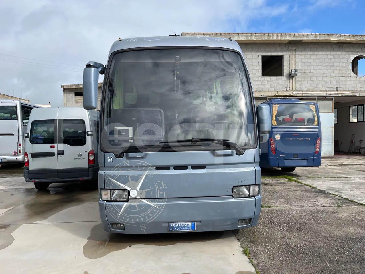 Iveco 380 - Autokar: obrázok 2 Iveco 380 - Autokar: obrázok 2