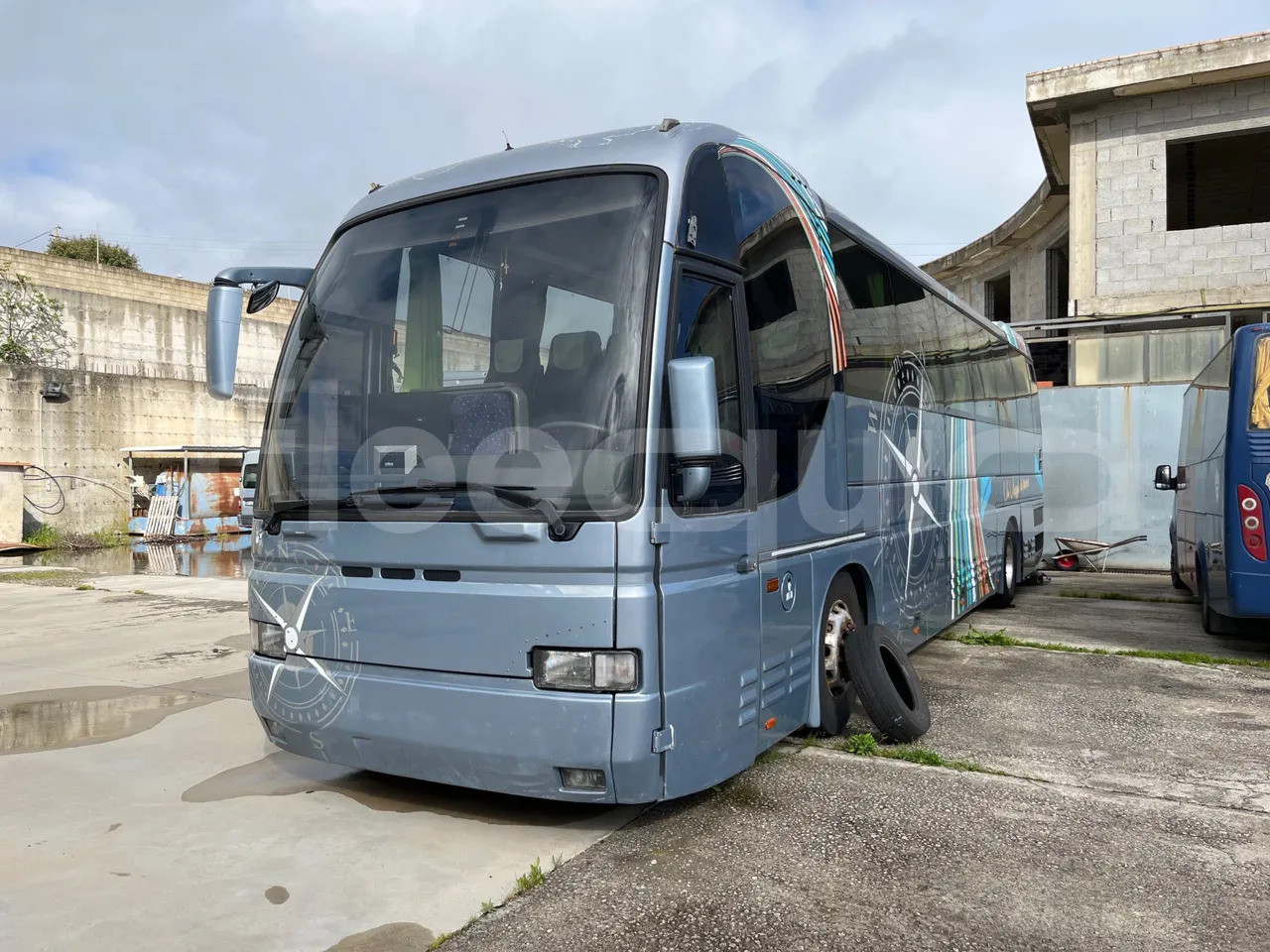 Iveco 380 - Autokar: obrázok 4 Iveco 380 - Autokar: obrázok 4