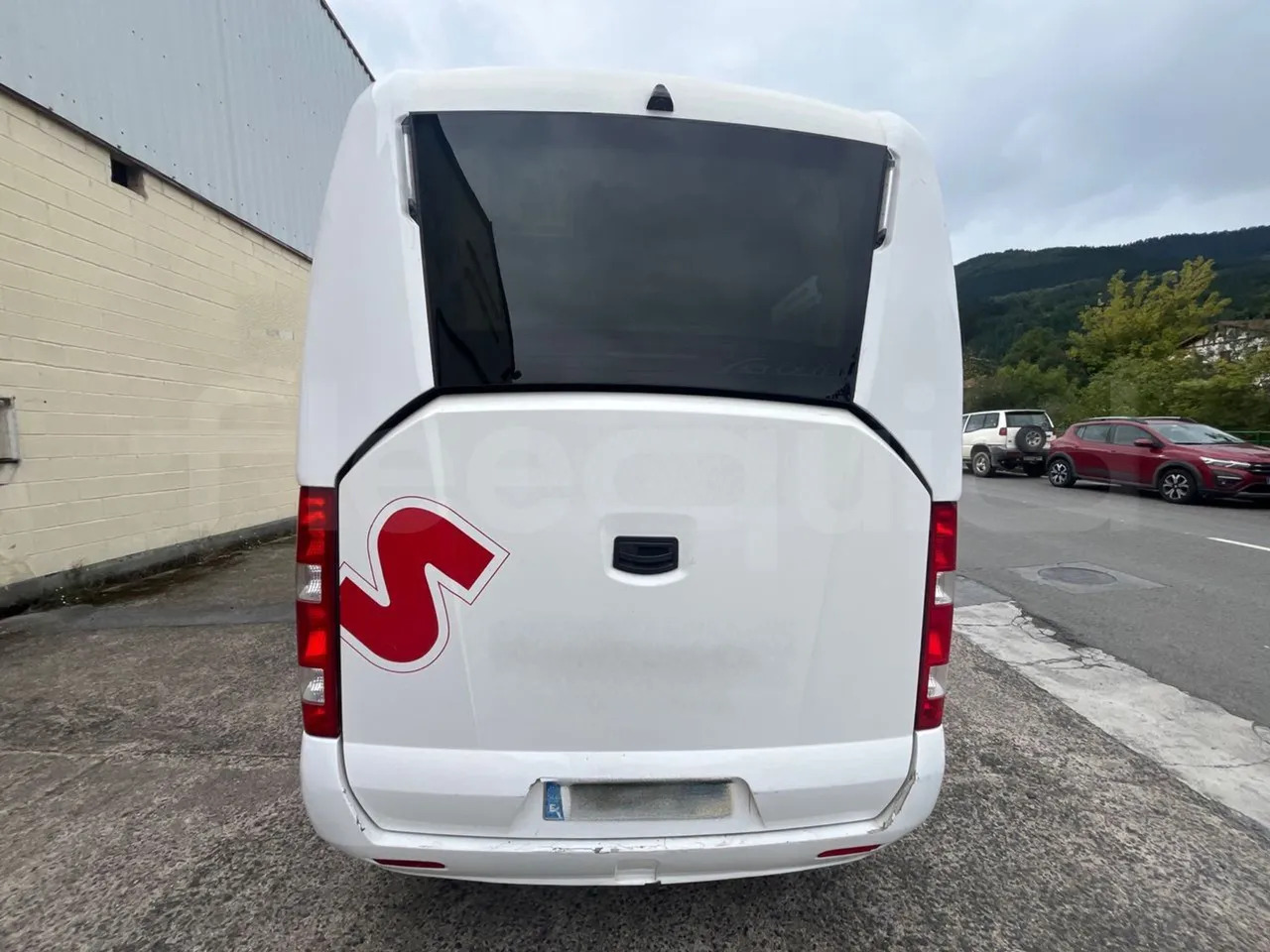 Iveco A50C17 - Minibus, Mikrobus: obrázok 5 Iveco A50C17 - Minibus, Mikrobus: obrázok 5