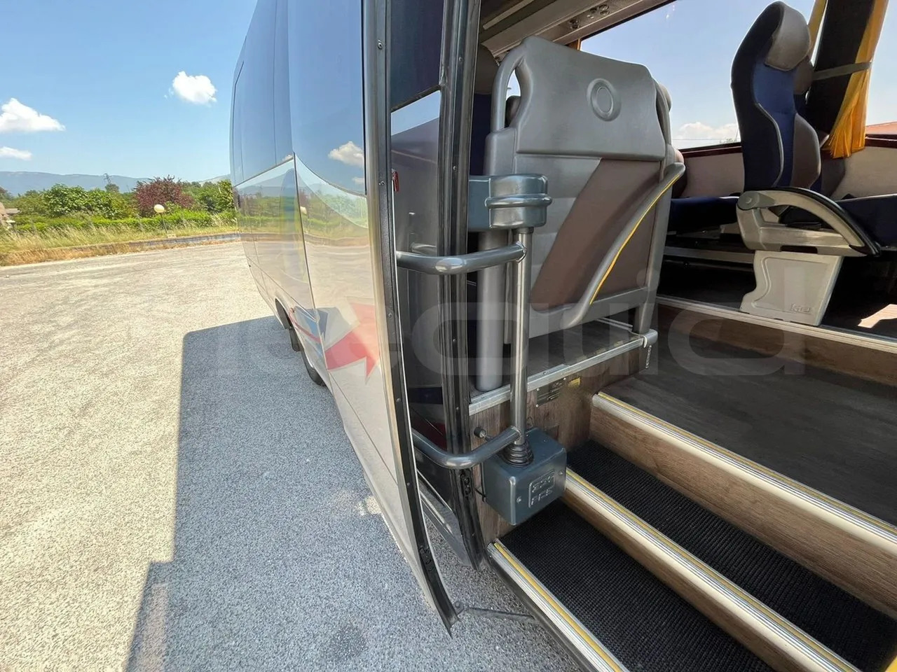 Iveco A65C/E4/27 - Autokar: obrázok 5 Iveco A65C/E4/27 - Autokar: obrázok 5
