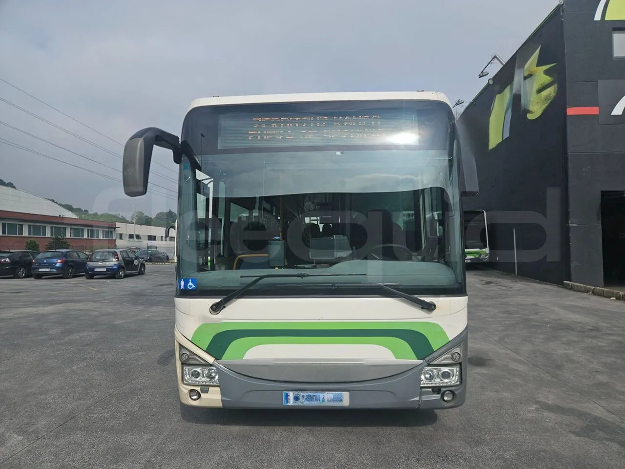 Iveco Crossway Low Entry - Mestský autobus: obrázok 2 Iveco Crossway Low Entry - Mestský autobus: obrázok 2