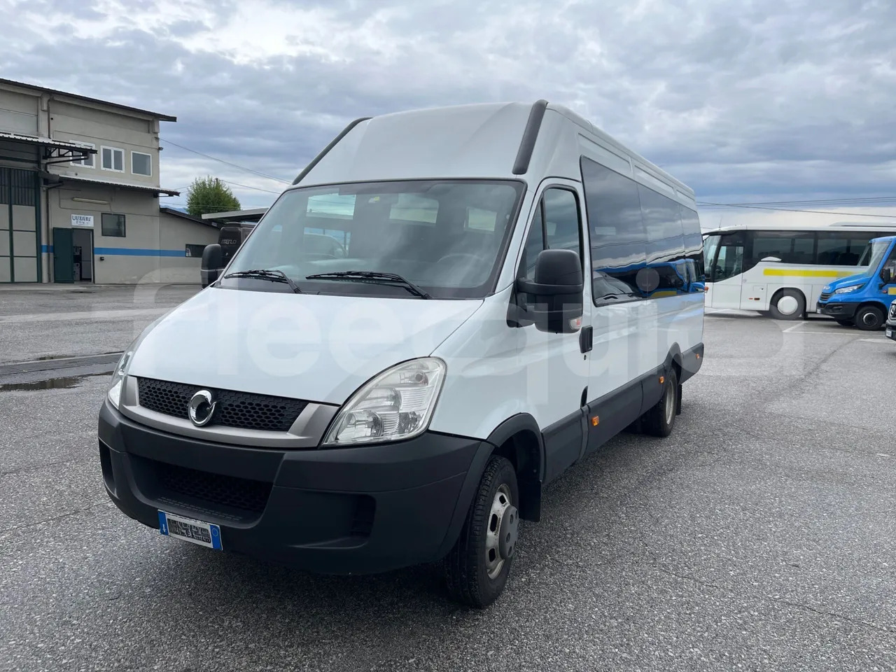 Iveco Daily - Minibus, Mikrobus: obrázok 4 Iveco Daily - Minibus, Mikrobus: obrázok 4