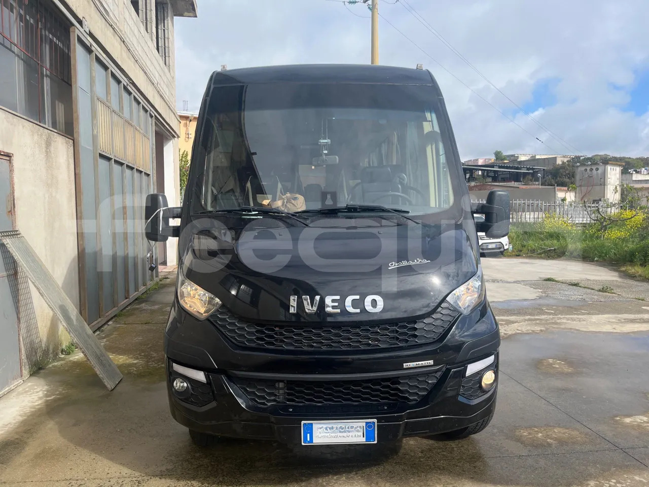 Iveco Daily - Autokar: obrázok 2 Iveco Daily - Autokar: obrázok 2
