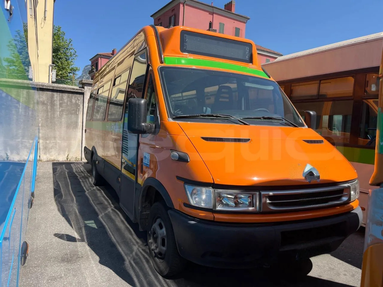 Iveco Daily - Minibus, Mikrobus: obrázok 1 Iveco Daily - Minibus, Mikrobus: obrázok 1