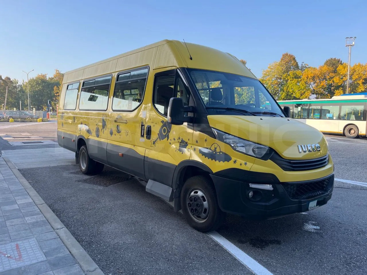 Iveco Daily - Školský autobus: obrázok 1 Iveco Daily - Školský autobus: obrázok 1