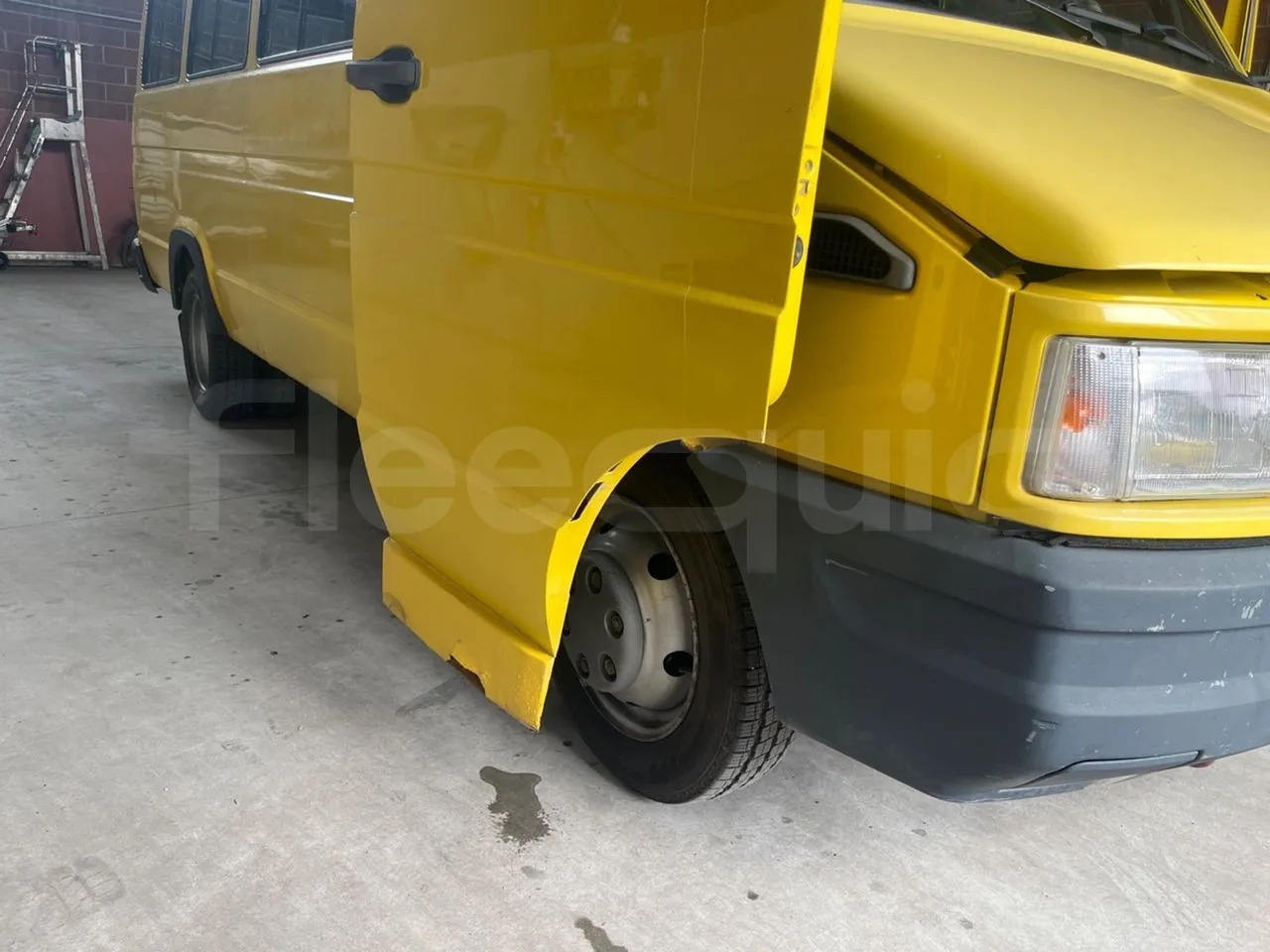 Iveco Daily - Školský autobus: obrázok 1 Iveco Daily - Školský autobus: obrázok 1