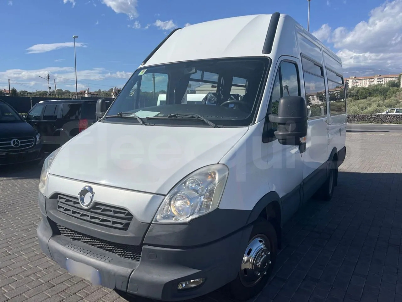 Iveco Daily - Minibus, Mikrobus: obrázok 4 Iveco Daily - Minibus, Mikrobus: obrázok 4