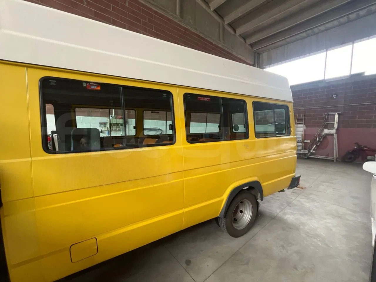 Iveco Daily - Školský autobus: obrázok 5 Iveco Daily - Školský autobus: obrázok 5