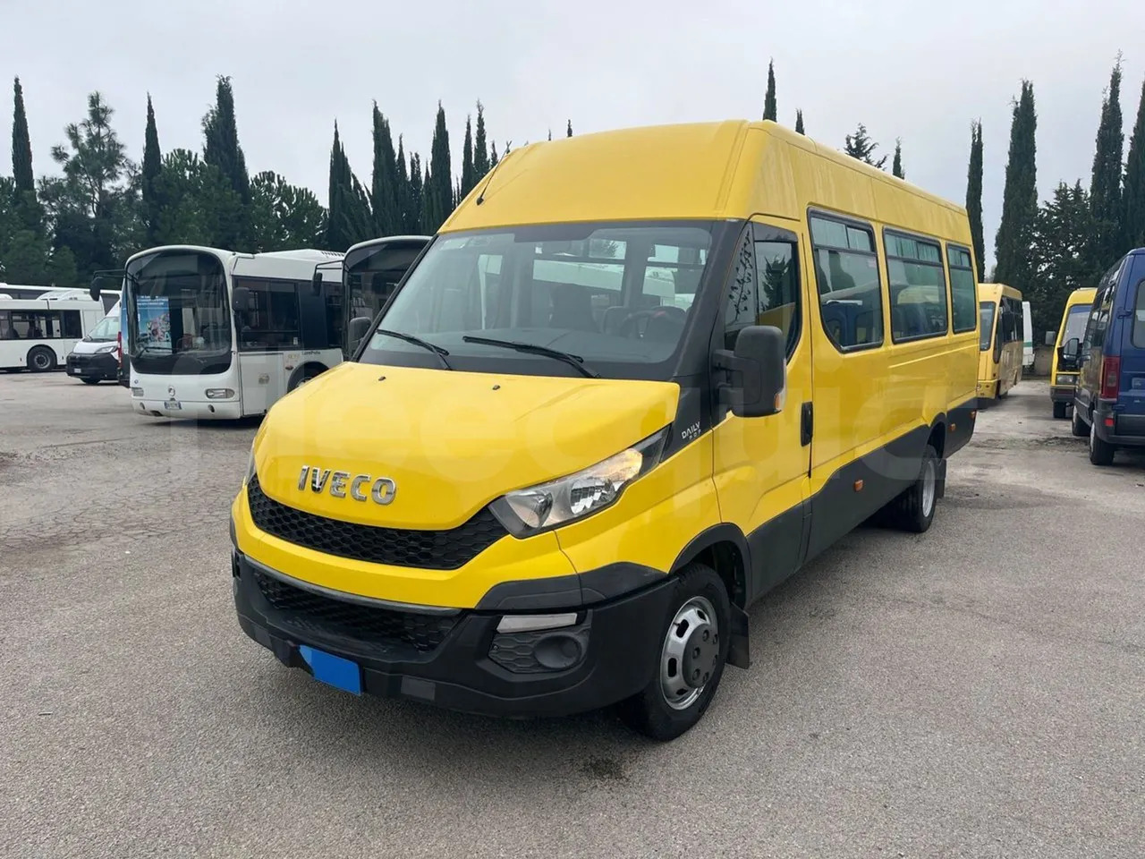 Iveco Daily - Školský autobus: obrázok 4 Iveco Daily - Školský autobus: obrázok 4