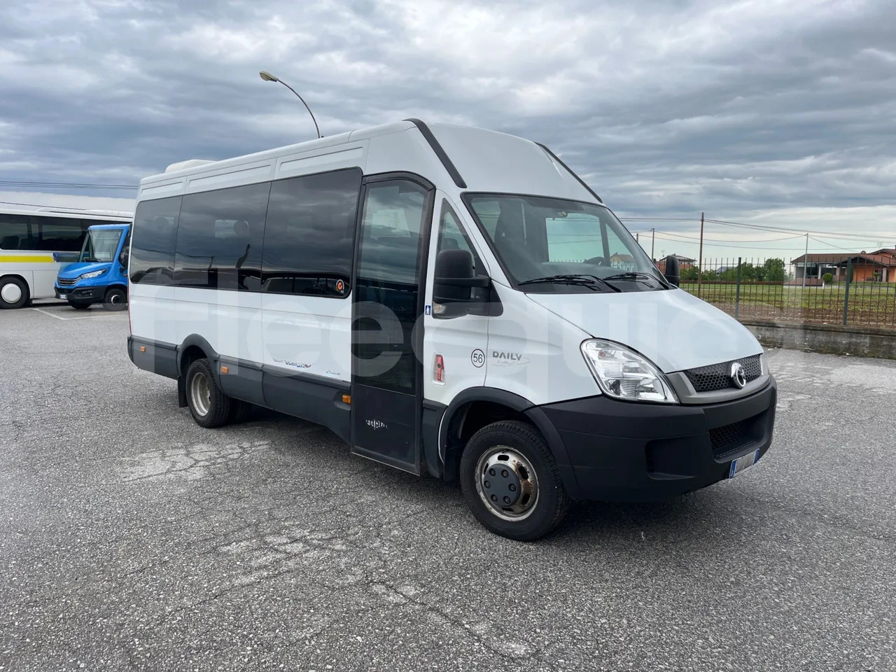 Iveco Daily - Minibus, Mikrobus: obrázok 1 Iveco Daily - Minibus, Mikrobus: obrázok 1