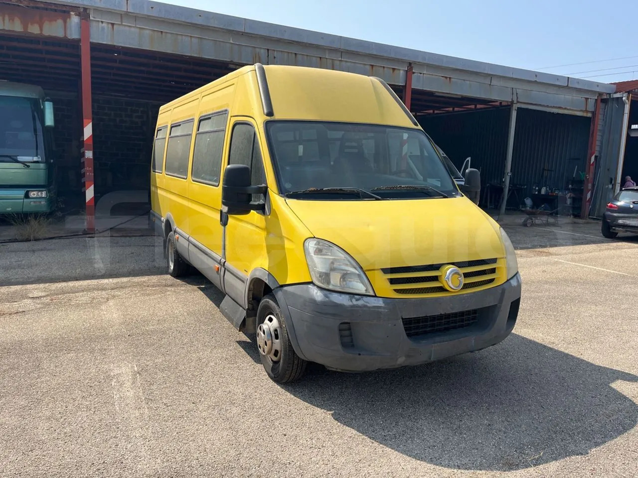 Iveco Daily - Školský autobus: obrázok 1 Iveco Daily - Školský autobus: obrázok 1