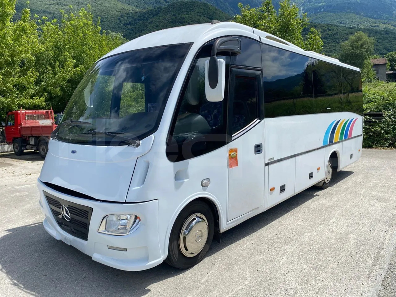 Mercedes-Benz Beluga - Autokar: obrázok 4 Mercedes-Benz Beluga - Autokar: obrázok 4