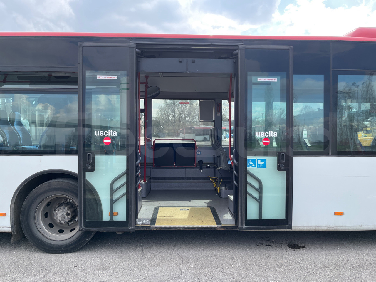 Prímestský autobus Mercedes-Benz Citaro: obrázok 14