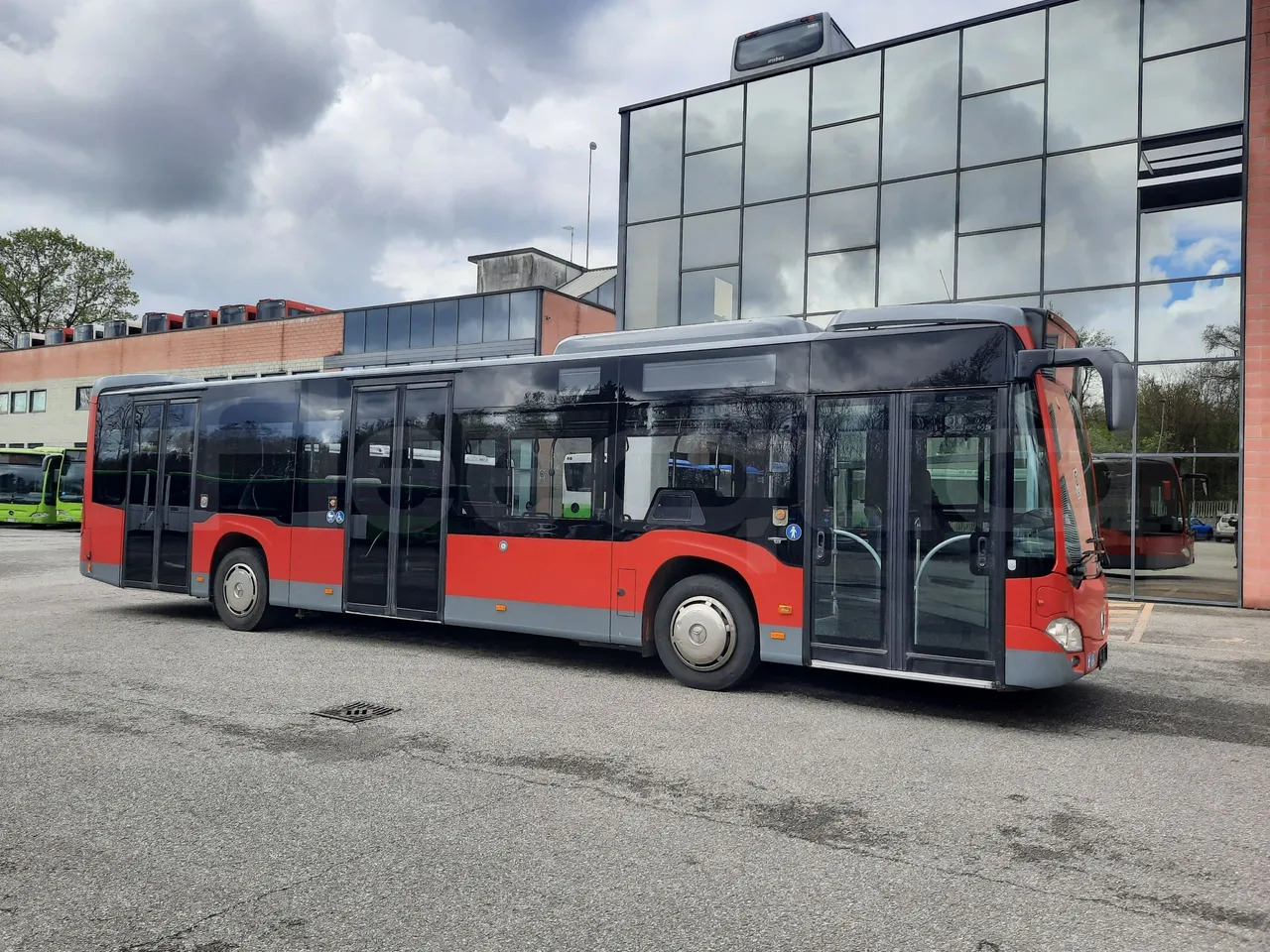 Mercedes-Benz Citaro - Mestský autobus: obrázok 1 Mercedes-Benz Citaro - Mestský autobus: obrázok 1