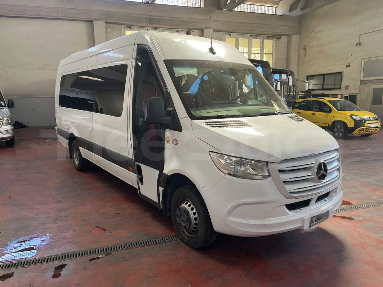 Mercedes-Benz Sprinter - Minibus, Mikrobus: obrázok 1 Mercedes-Benz Sprinter - Minibus, Mikrobus: obrázok 1