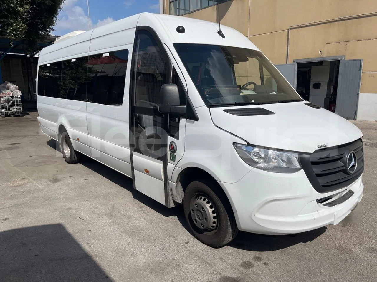 Mercedes-Benz Sprinter - Autokar: obrázok 1 Mercedes-Benz Sprinter - Autokar: obrázok 1