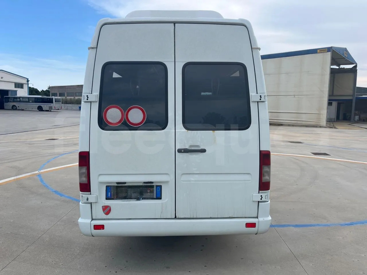 Mercedes-Benz Sprinter - Minibus, Mikrobus: obrázok 5 Mercedes-Benz Sprinter - Minibus, Mikrobus: obrázok 5