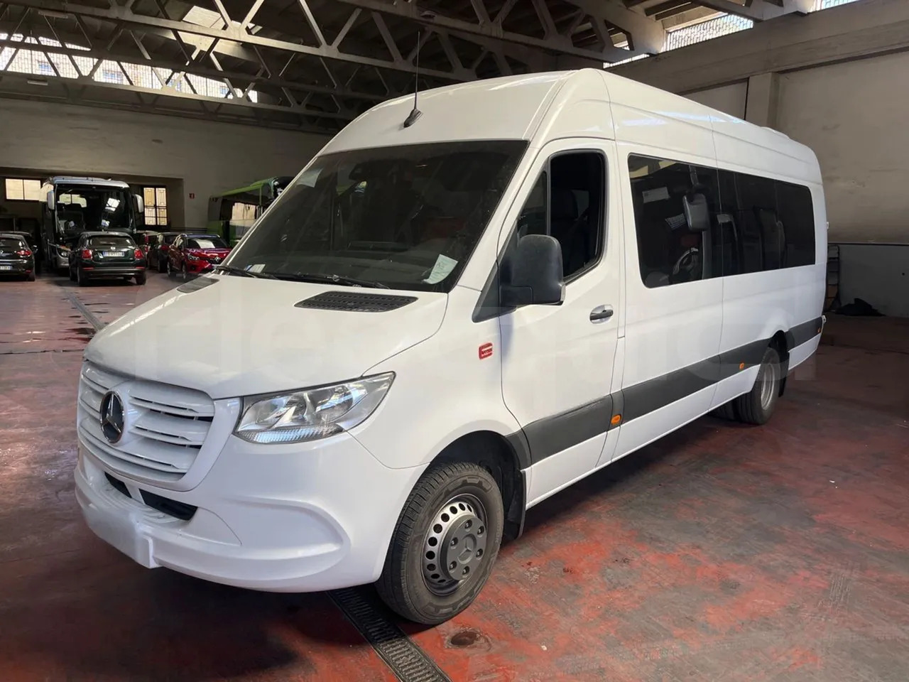 Mercedes-Benz Sprinter - Minibus, Mikrobus: obrázok 4 Mercedes-Benz Sprinter - Minibus, Mikrobus: obrázok 4