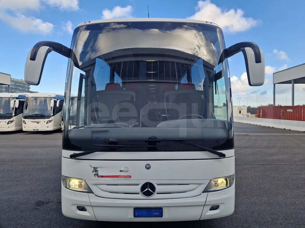 Mercedes-Benz Tourismo - Autokar: obrázok 2 Mercedes-Benz Tourismo - Autokar: obrázok 2