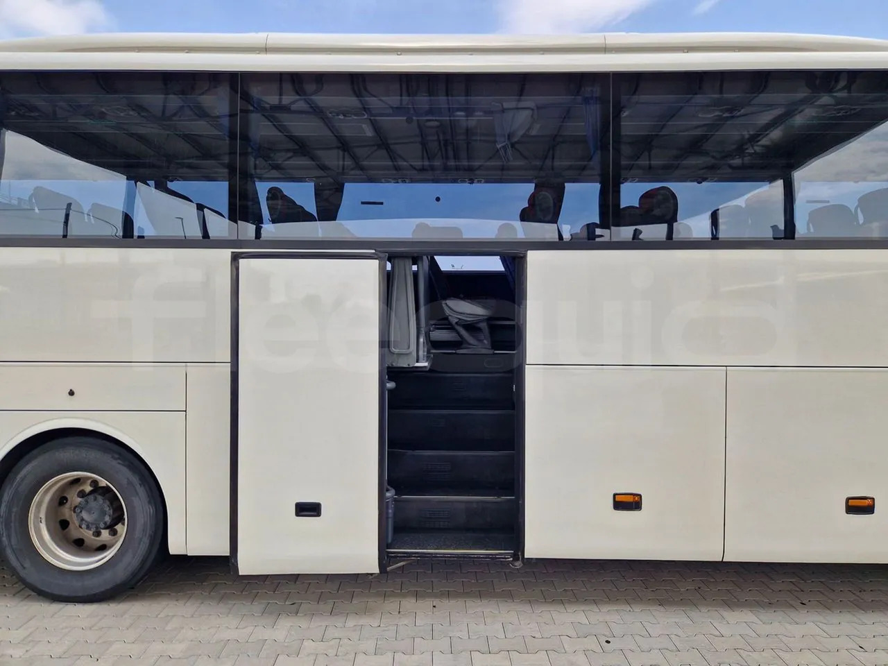 Autokar Mercedes-Benz Tourismo: obrázok 16