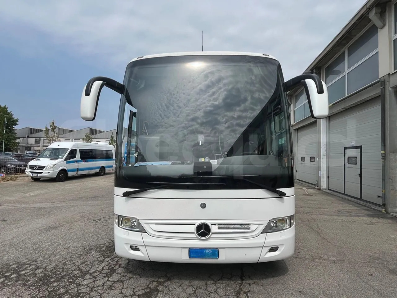 Mercedes-Benz Tourismo - Autokar: obrázok 2 Mercedes-Benz Tourismo - Autokar: obrázok 2
