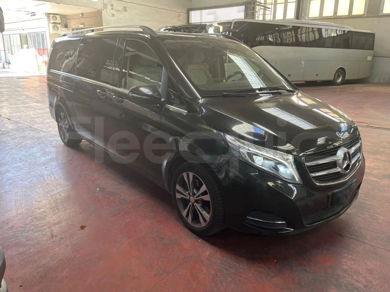 Mercedes-Benz Viano - Minibus, Mikrobus: obrázok 1 Mercedes-Benz Viano - Minibus, Mikrobus: obrázok 1