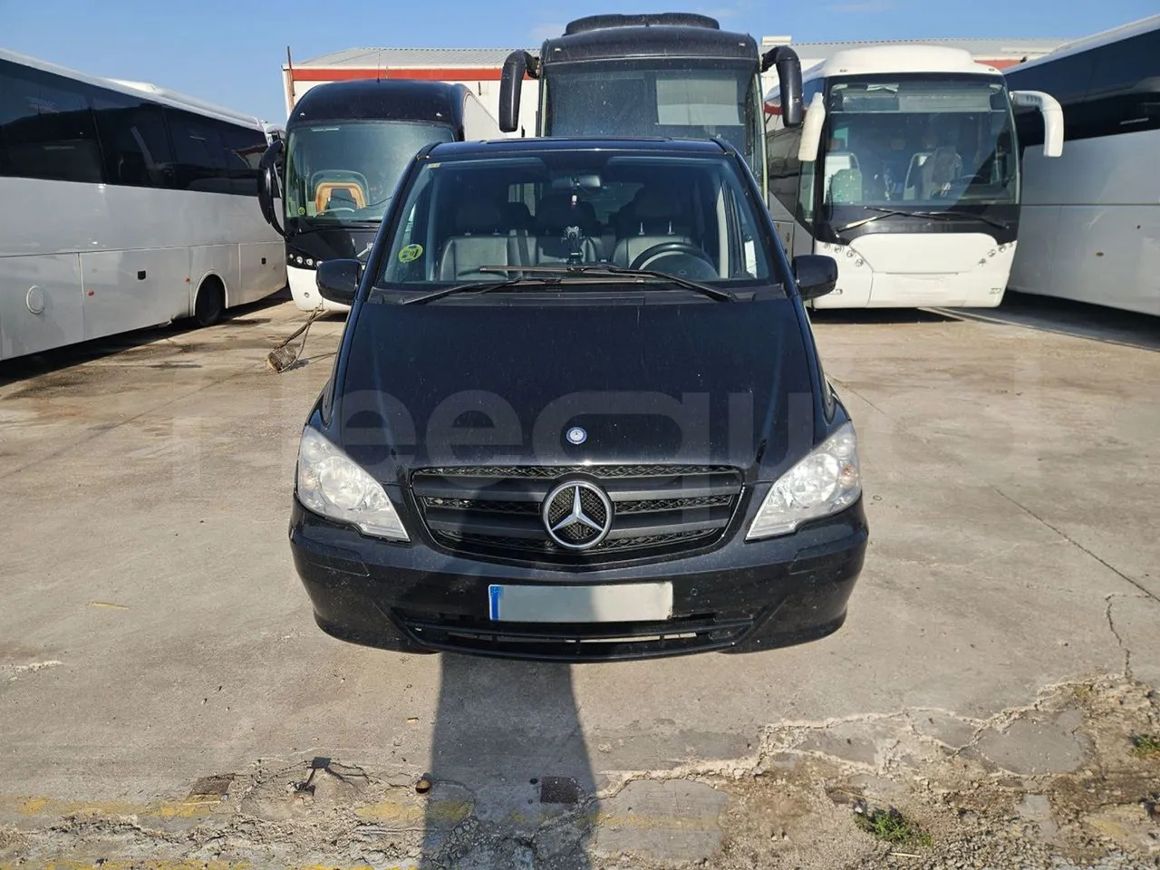 Mercedes-Benz Vito Tourer - Minibus, Mikrobus: obrázok 2 Mercedes-Benz Vito Tourer - Minibus, Mikrobus: obrázok 2