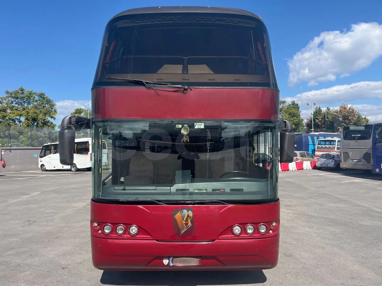 Neoplan 1122/3 - Autokar: obrázok 2 Neoplan 1122/3 - Autokar: obrázok 2